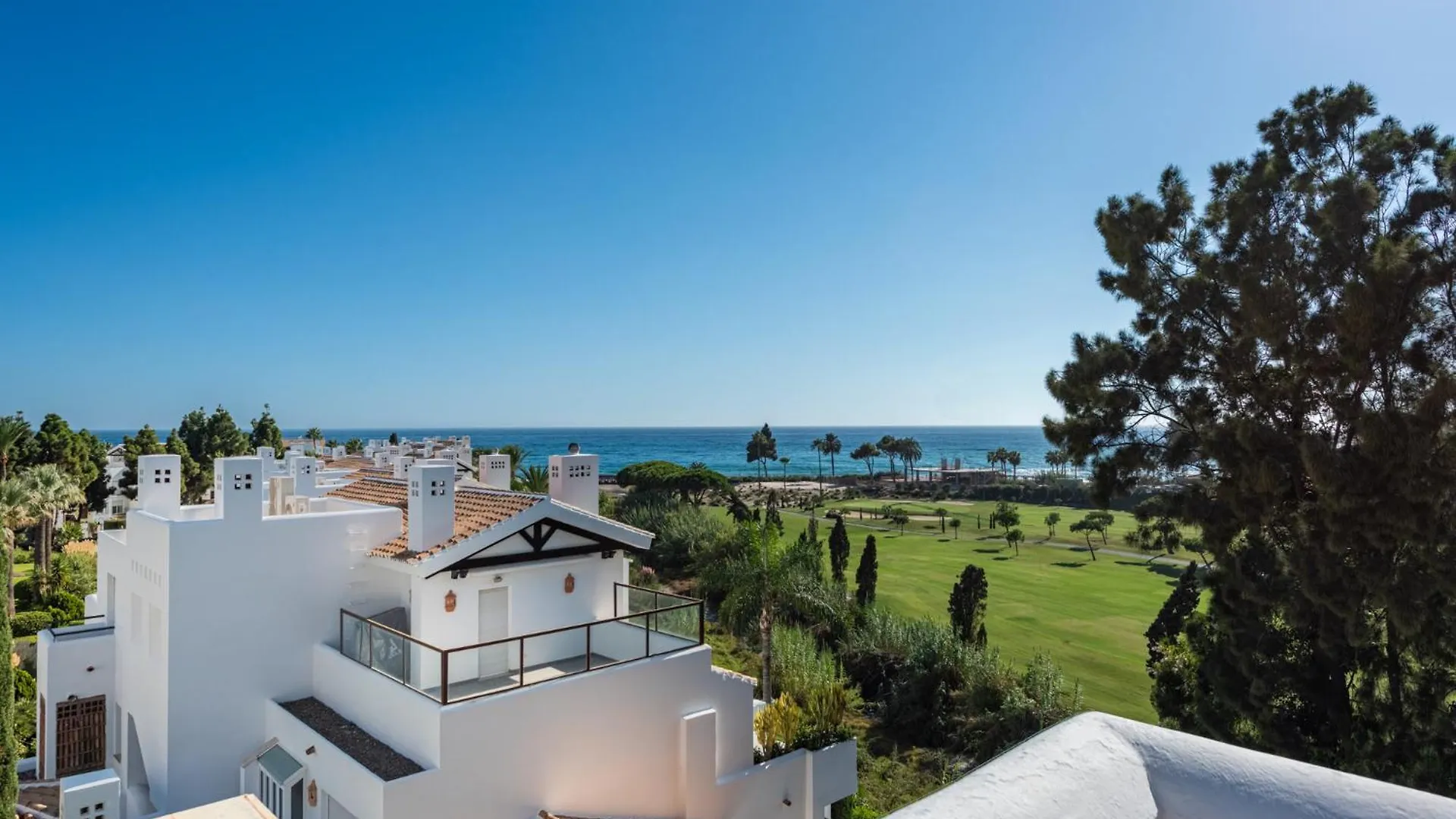 Palm Beach Frontline Penthouse Marbella